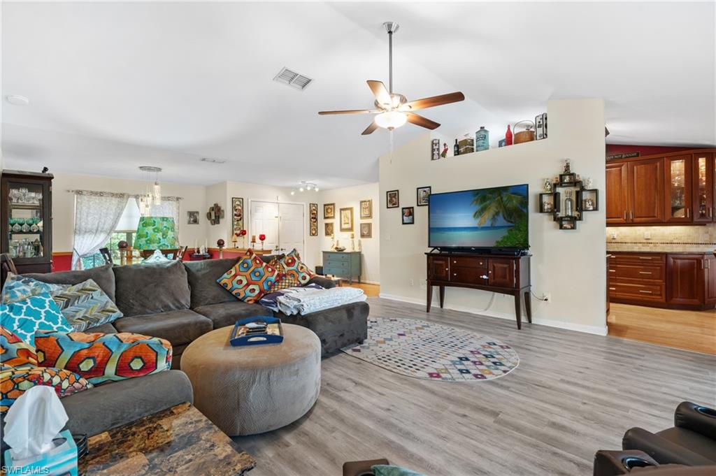 9430 Pineapple Road Fort Myers, FL 33967 - Photo 15 of 40 Gallery Image 15