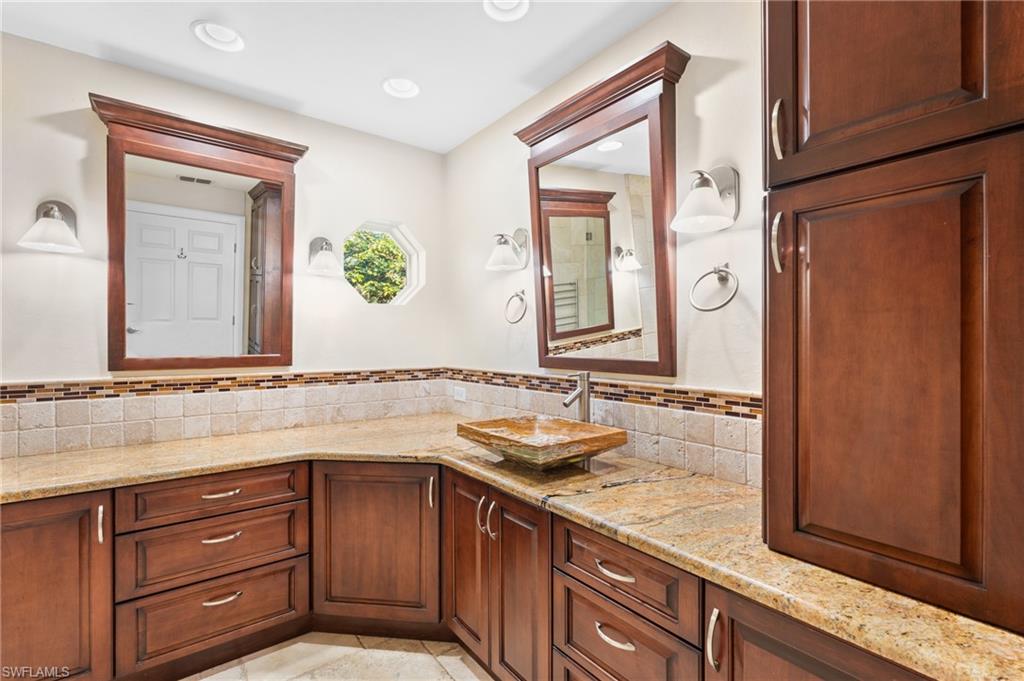 9430 Pineapple Road Fort Myers, FL 33967 - Photo 10 of 40 Gallery Image 10