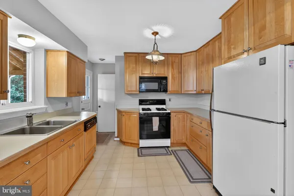 $625,000 | 6001 Dinwiddie Street, Springfield, VA 22150