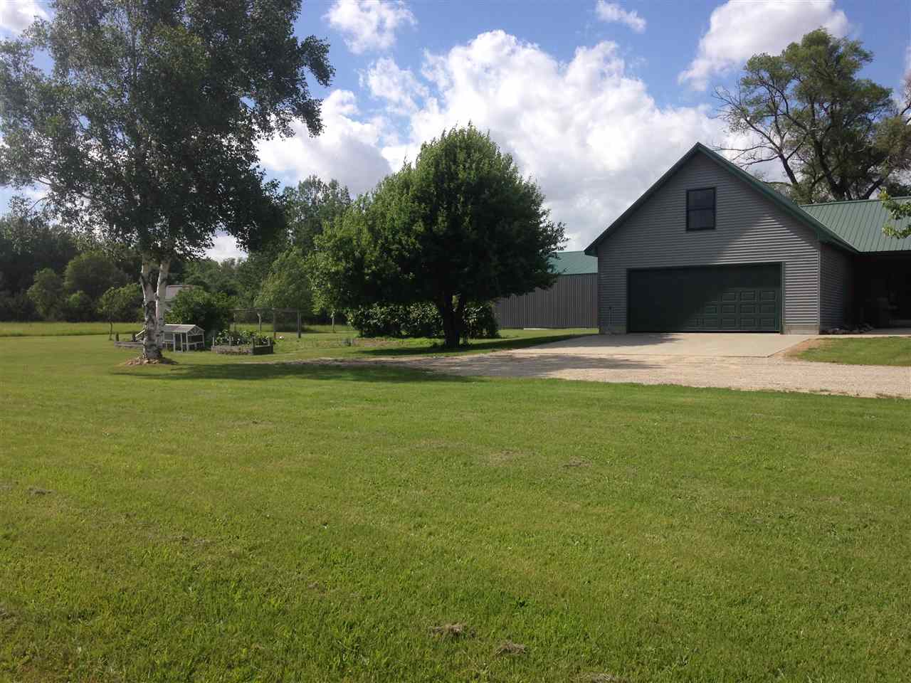 4476 West St Charles Road Ithaca, MI 48847 - Photo 4 of 61 1850475-3.JPG