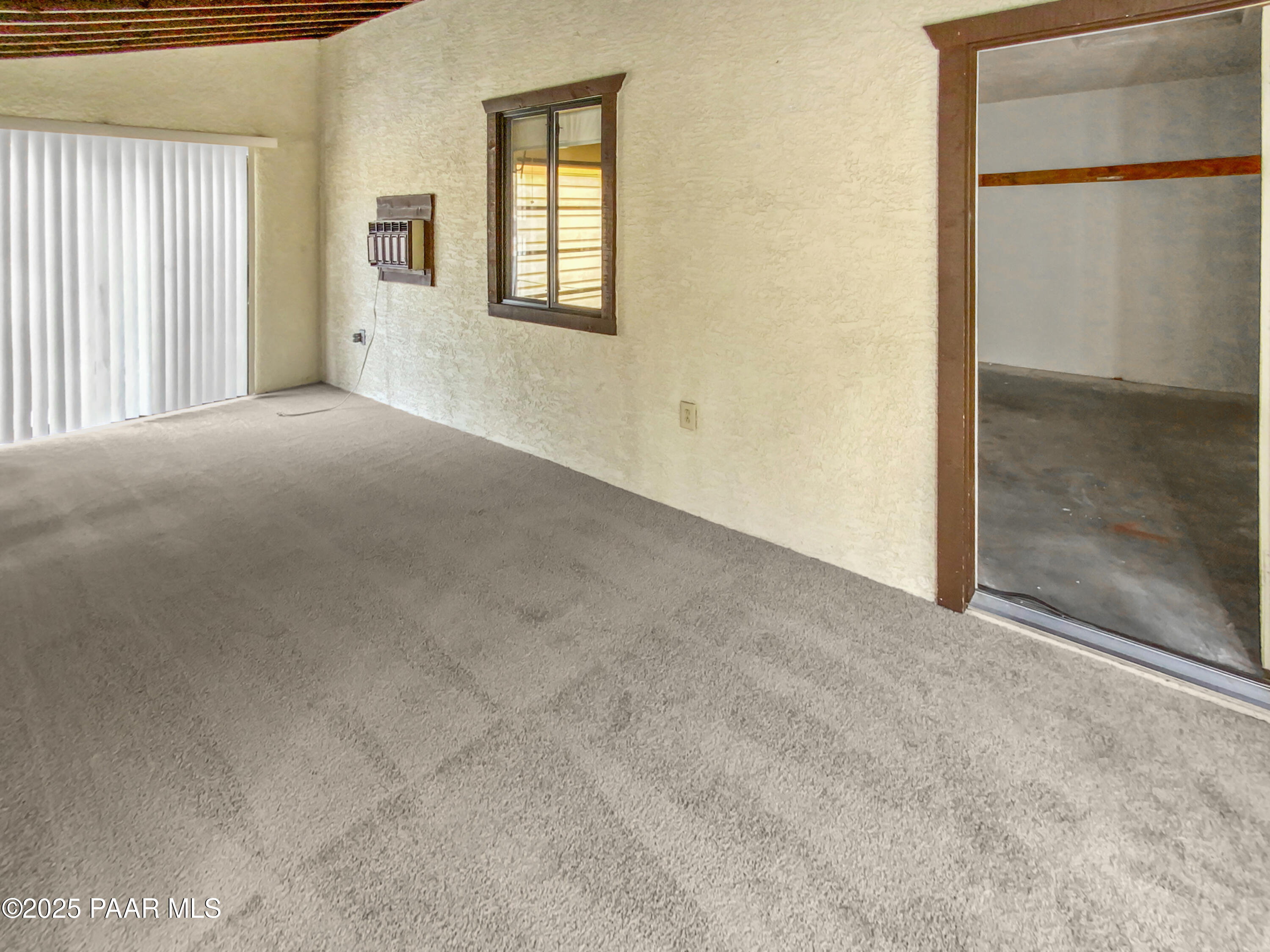 410 Apache Plume Trail Prescott, AZ 86301 - Photo 20 of 22 an empty room with windows