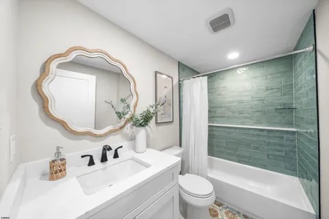 $1,625,000 | 104 Crescent Road, Ocean City, NJ 08226