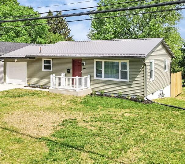 445 Edgemont Road Newark, OH 43055 - Photo 3 of 39