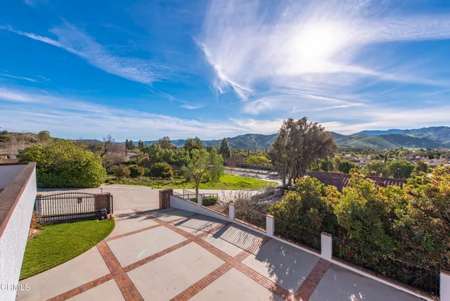 $2,095,000 | 2207 Terra Bella Lane, Camarillo, CA 93012