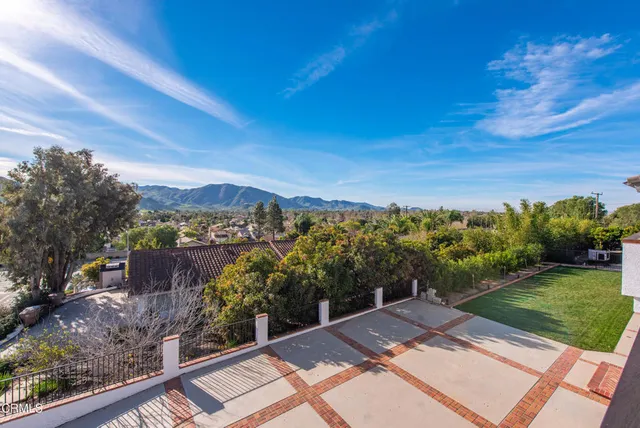 $2,095,000 | 2207 Terra Bella Lane, Camarillo, CA 93012