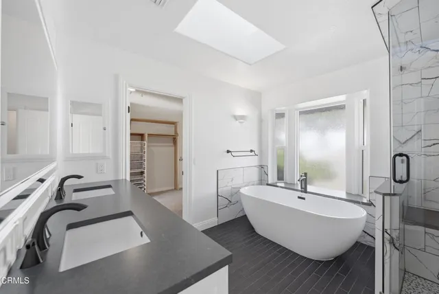 $2,095,000 | 2207 Terra Bella Lane, Camarillo, CA 93012