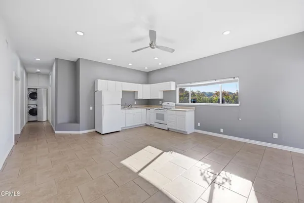 $1,945,000 | 2207 Terra Bella Lane, Camarillo, CA 93012