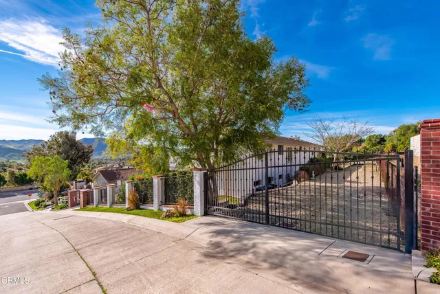 $2,095,000 | 2207 Terra Bella Lane, Camarillo, CA 93012