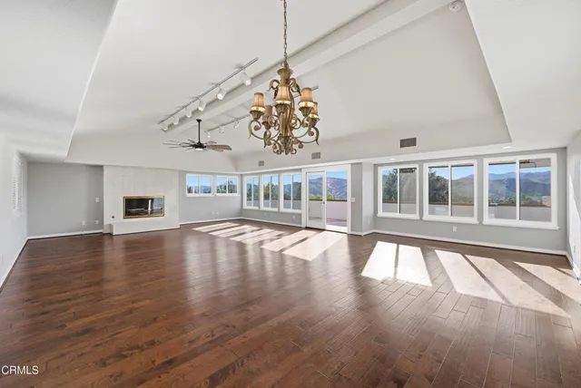 $2,095,000 | 2207 Terra Bella Lane, Camarillo, CA 93012