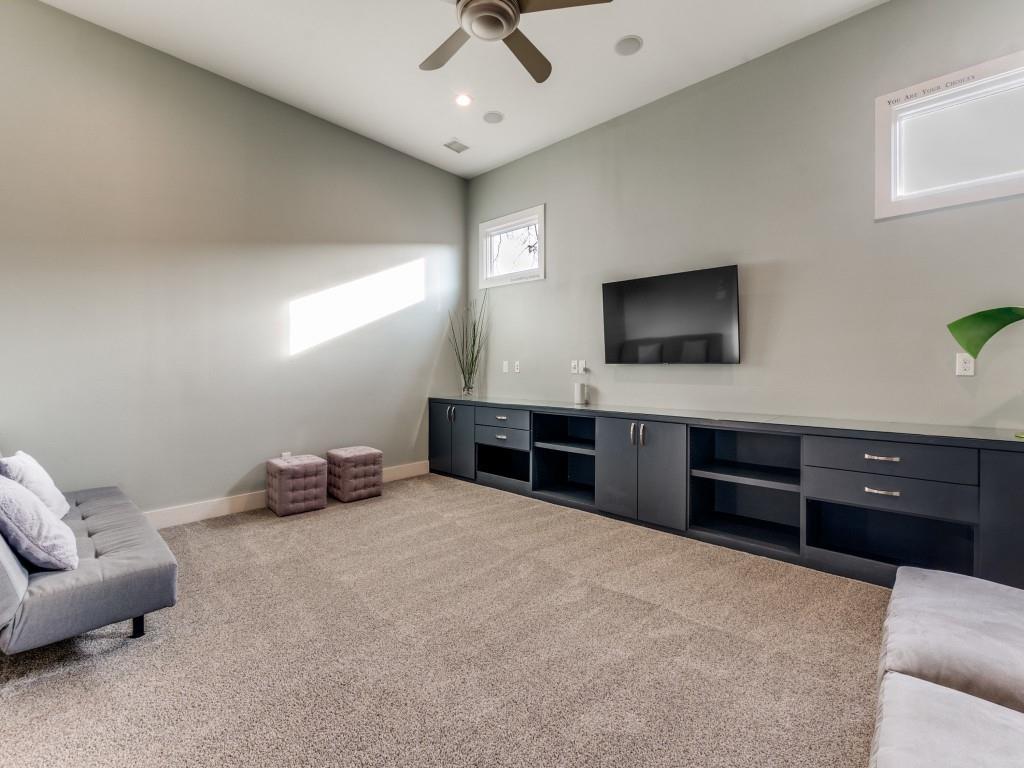 7912 Hanover Street Dallas, TX 75225 - Photo 10 of 25 Carpeted living room featuring a ceiling fan and recessed lighting
