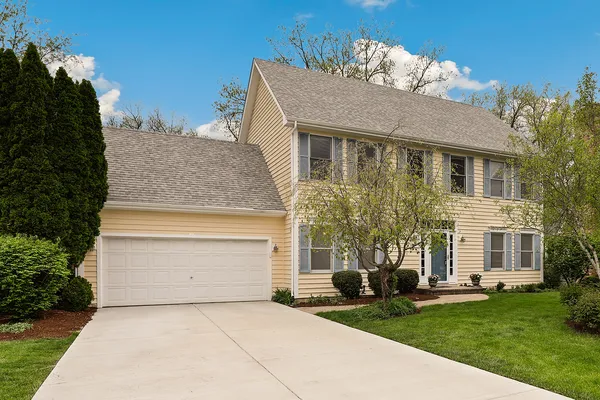 $674,900 | 26W180 Arrow Glen Court, Wheaton, IL 60189