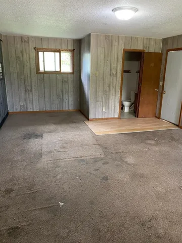 $175,000 | 5561 Oak, Cassville, WI 53806