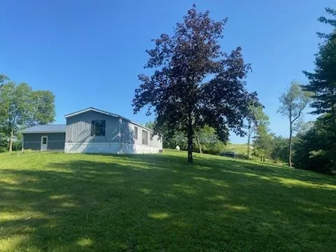 $175,000 | 5561 Oak, Cassville, WI 53806