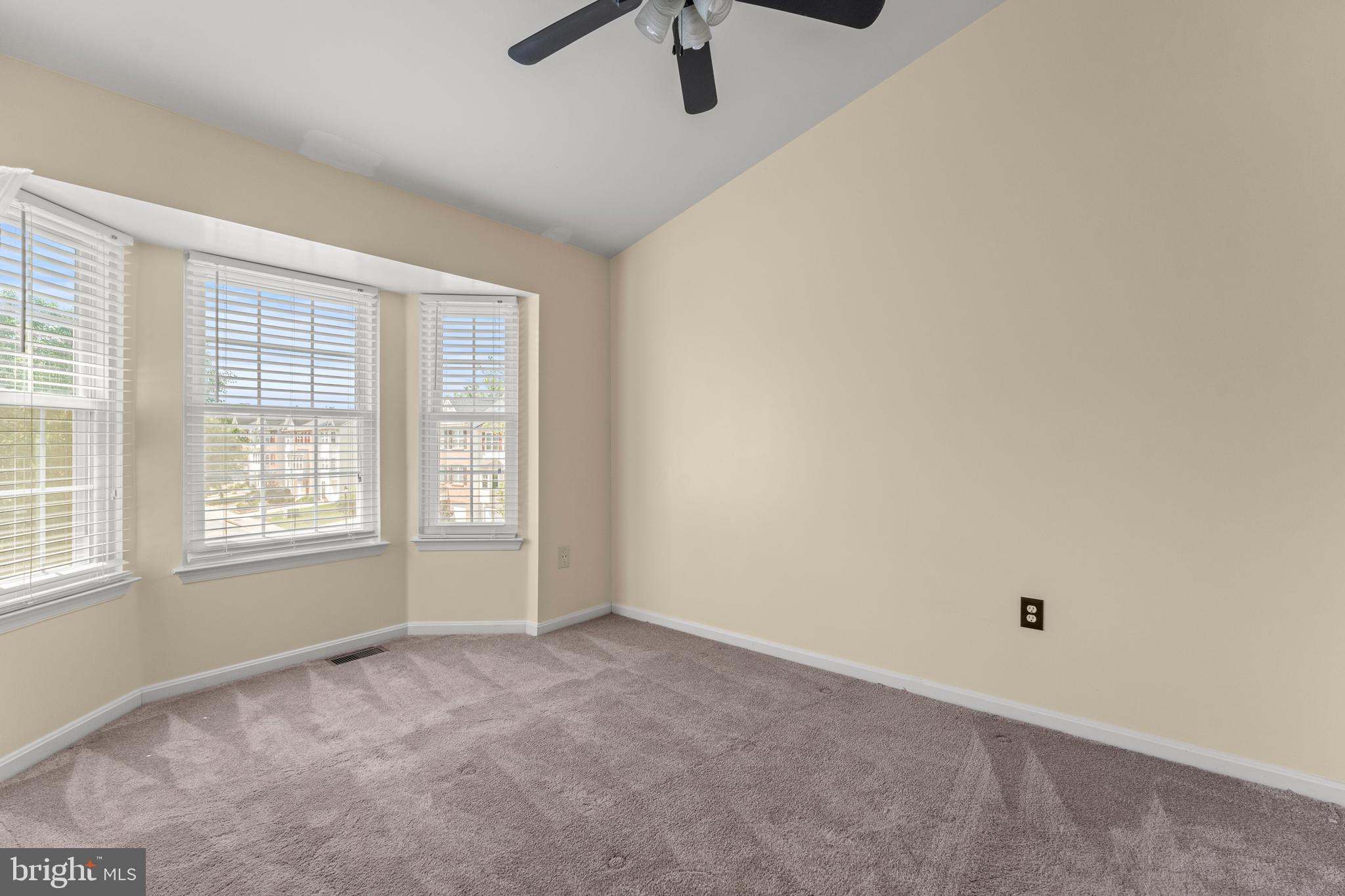 5522 Trout Run Road Clinton, MD 20735 - Photo 14 of 39 Bed 2