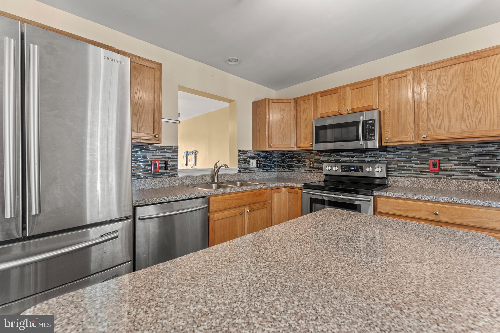 5522 Trout Run Road Clinton, MD 20735 - Photo 5 of 39 Kitchen