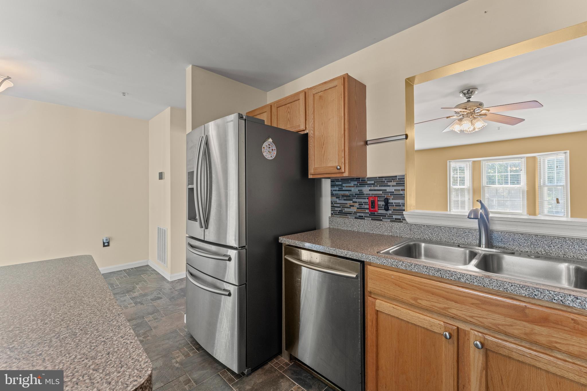 5522 Trout Run Road Clinton, MD 20735 - Photo 6 of 39 Kitchen