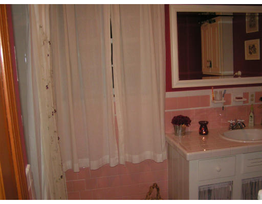 26 Richard Road Swansea, MA 02777 - Photo 8 of 13 Gallery Image 8