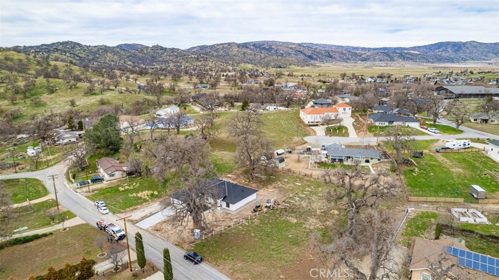 28551 Delaware Drive Tehachapi, CA 93561 - Photo 34 of 34 a view of a city