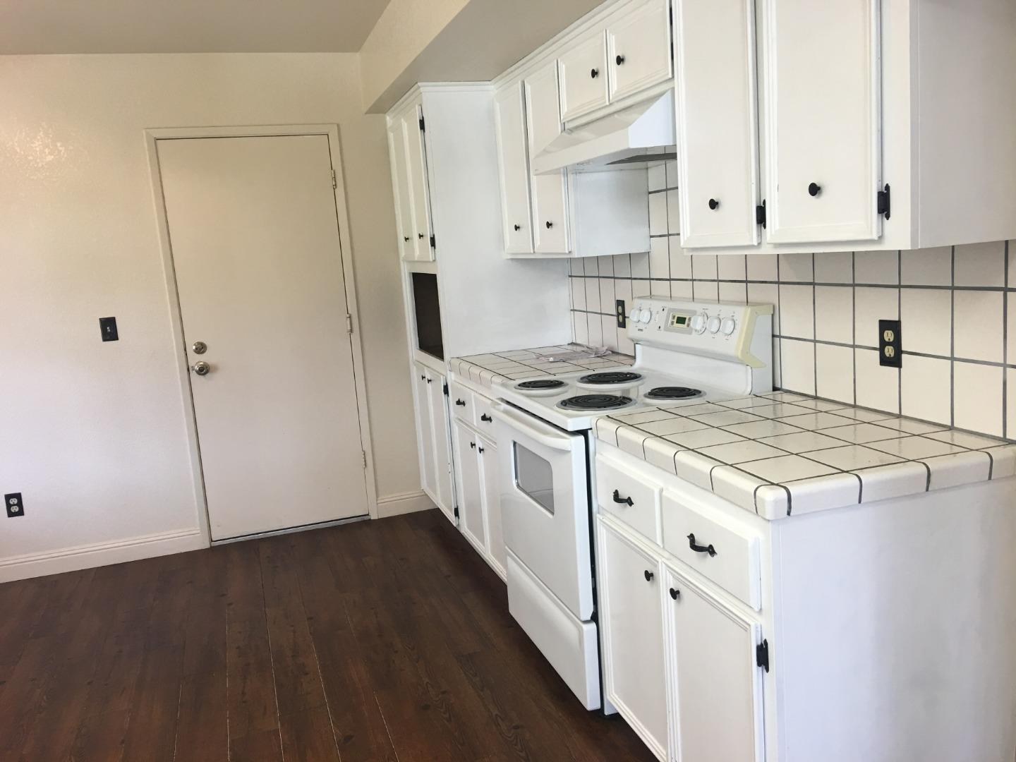 1274 Devonwood Drive Merced, CA 95348 - Photo 8 of 13