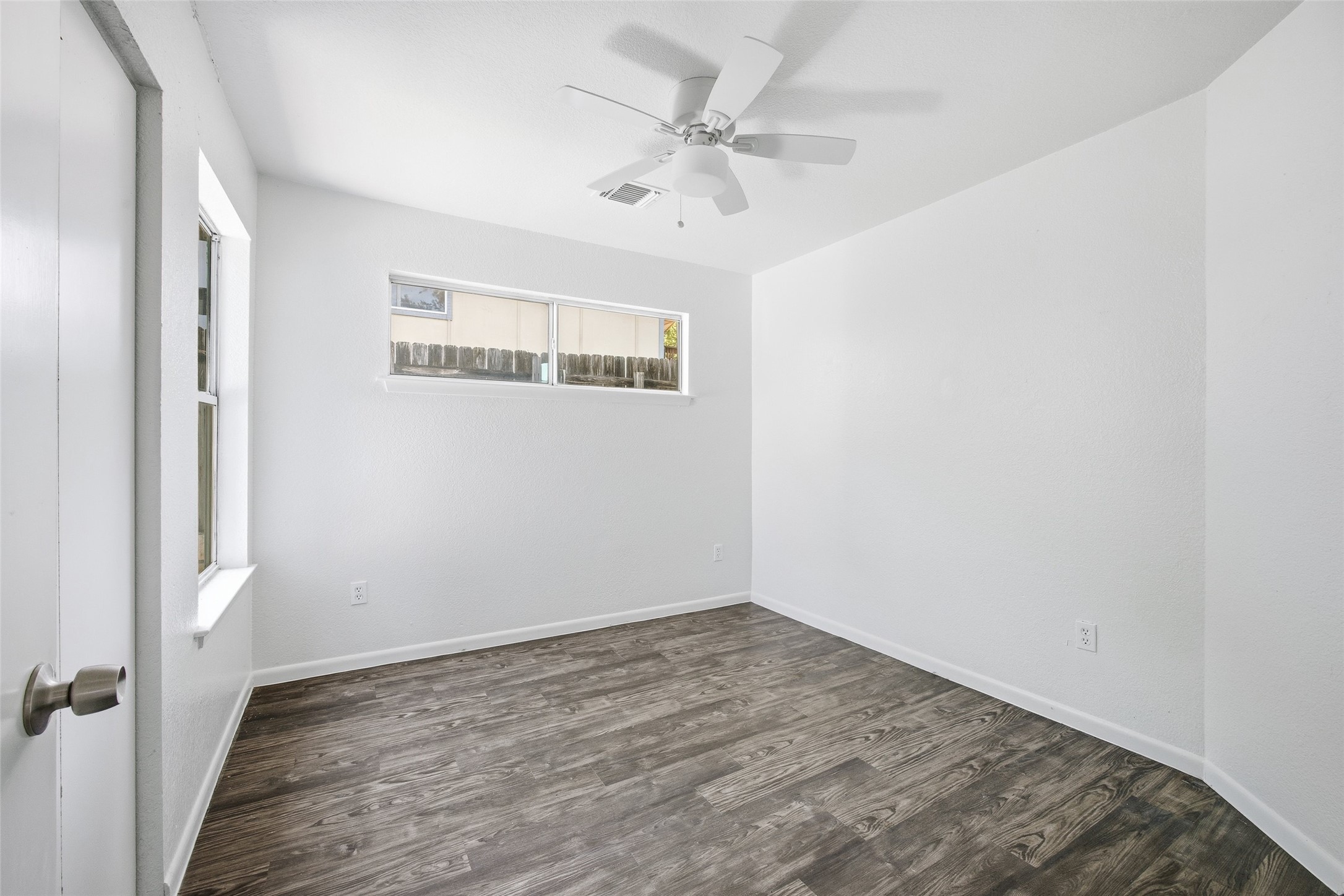 1106 Delano Street Austin, TX 78721 - Photo 15 of 32