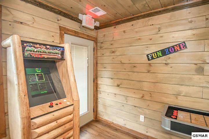 1021 Timeless Way Pigeon Forge, TN 37863 - Photo 21 of 36