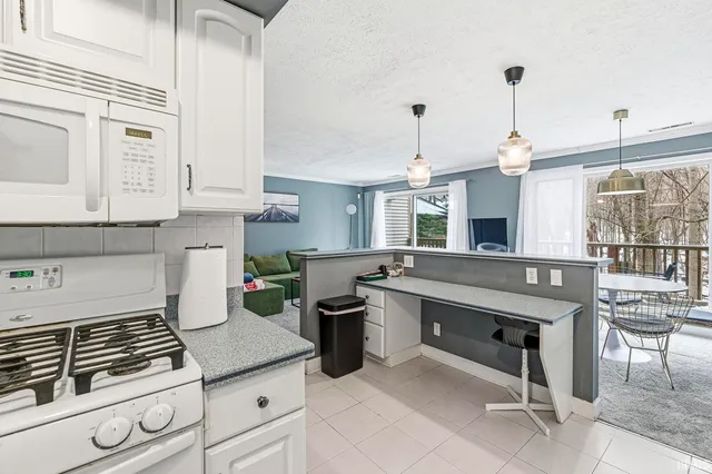 $279,900 | 2049 Trailridge South, Mishawaka, IN 46544