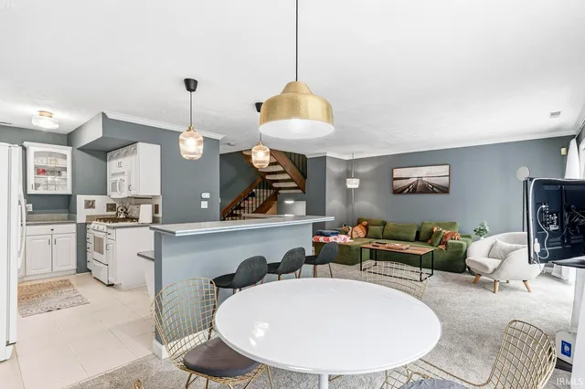 $279,900 | 2049 Trailridge South, Mishawaka, IN 46544