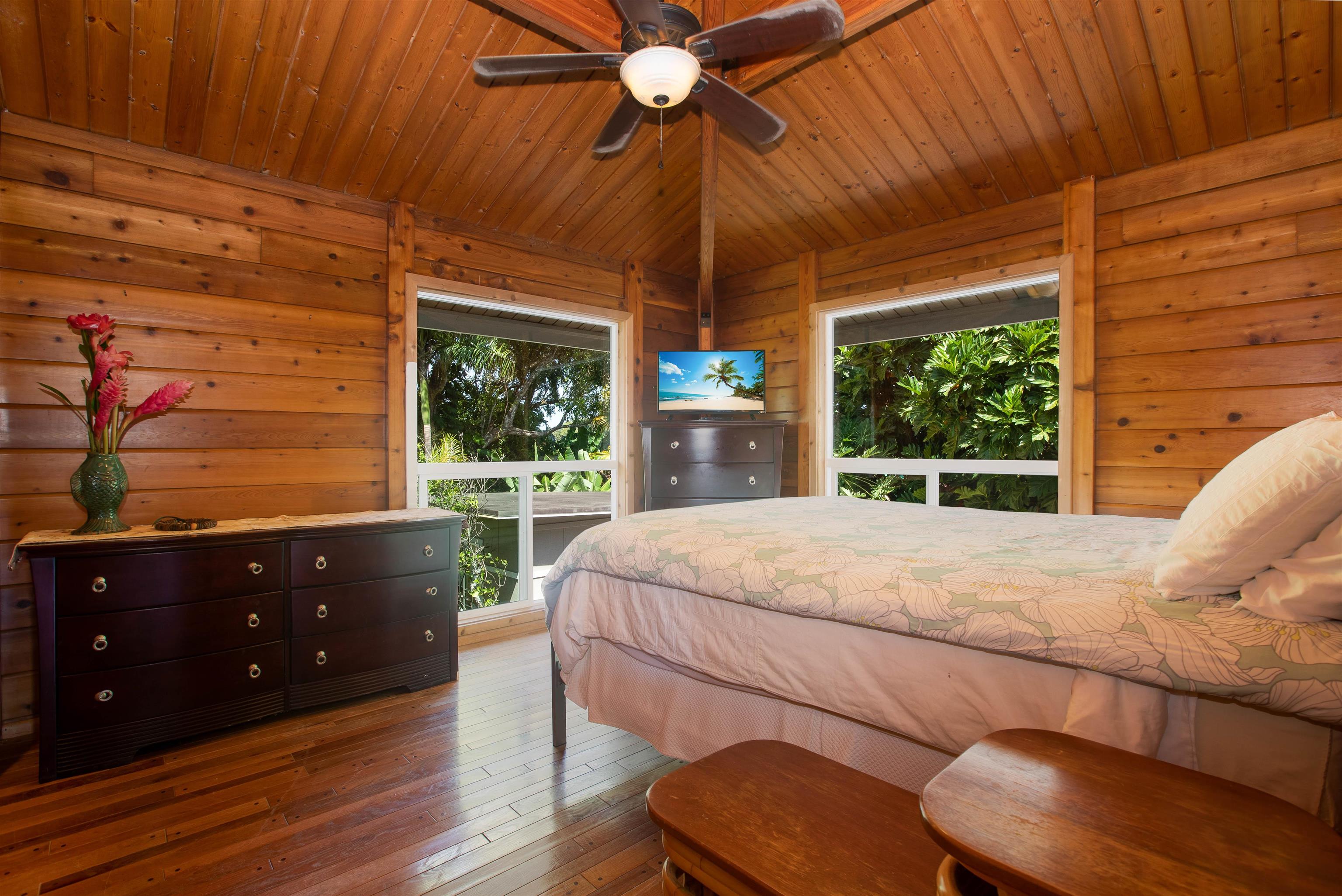 900 Keanae Road Hana, HI 96713 - Photo 15 of 30 Primary bedroom