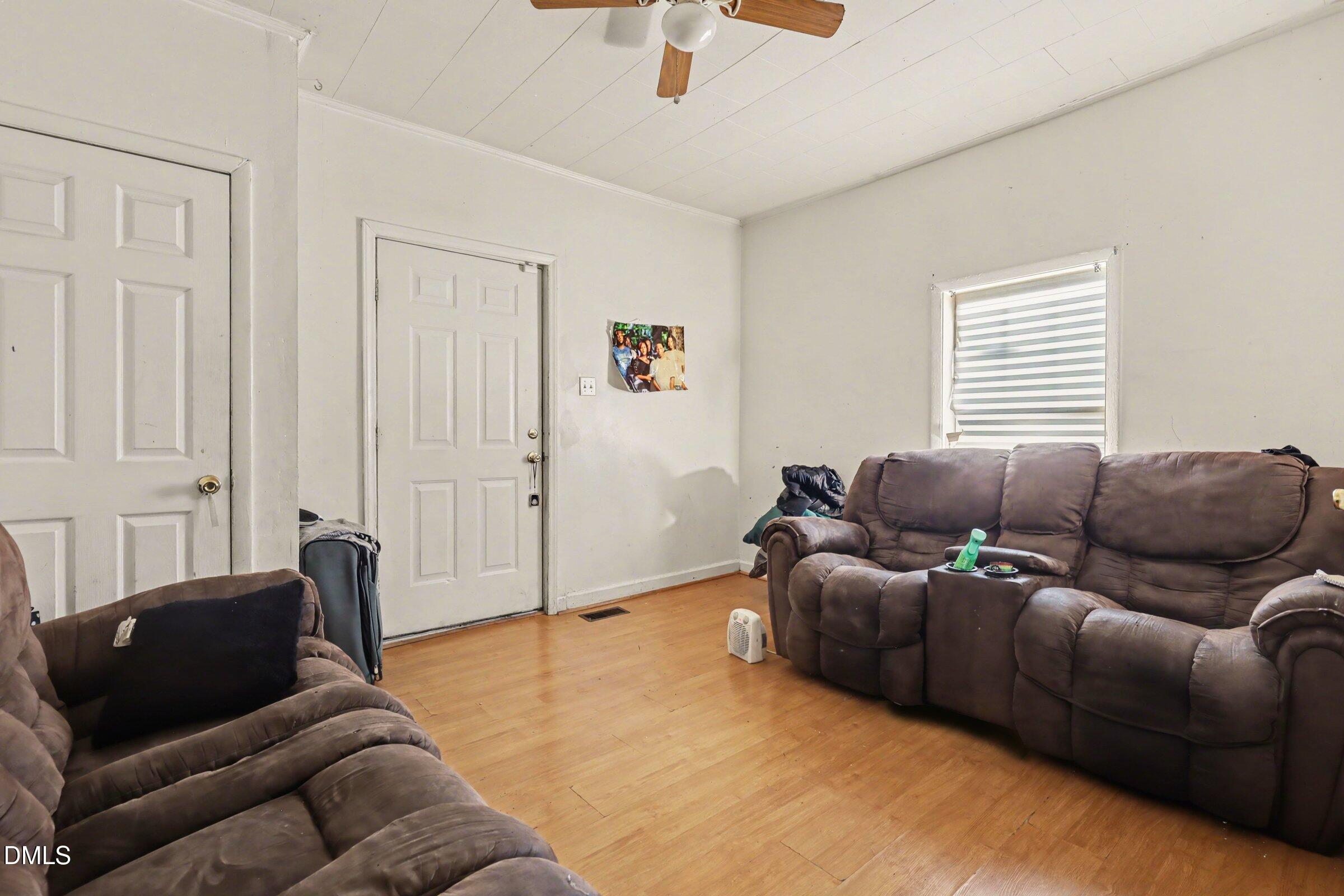 713 Raleigh Street Oxford, NC 27565 - Photo 10 of 20 010_file_4017