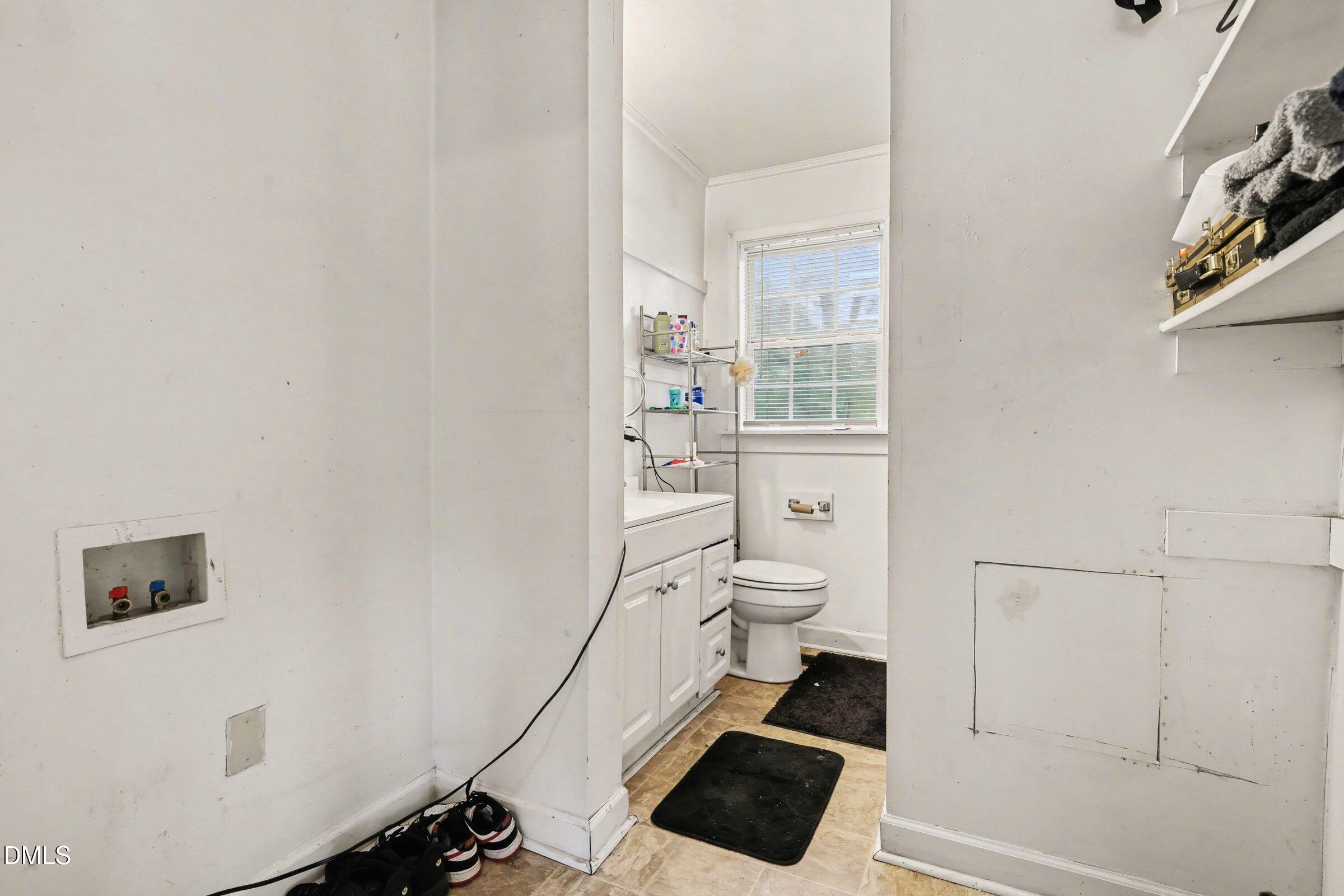 713 Raleigh Street Oxford, NC 27565 - Photo 11 of 20 011_file_9864