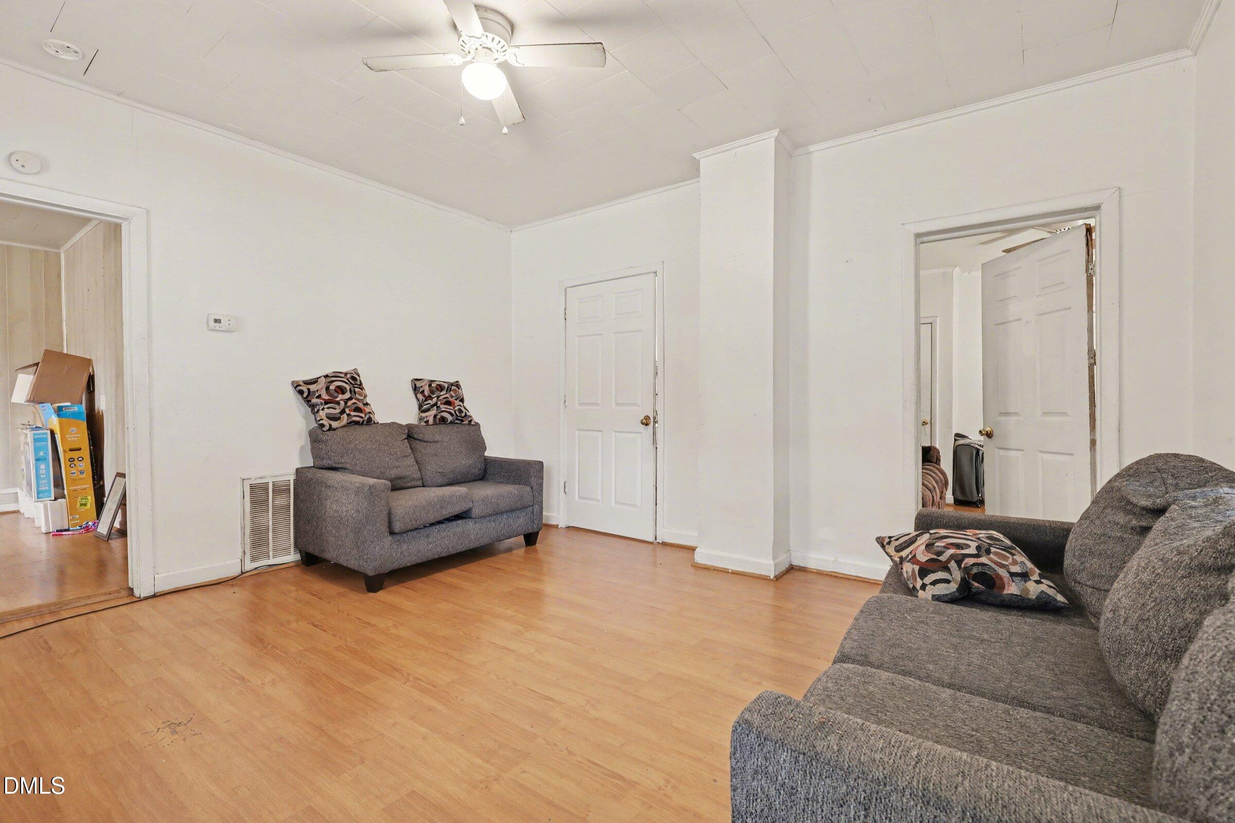 713 Raleigh Street Oxford, NC 27565 - Photo 5 of 20 005_file_5969