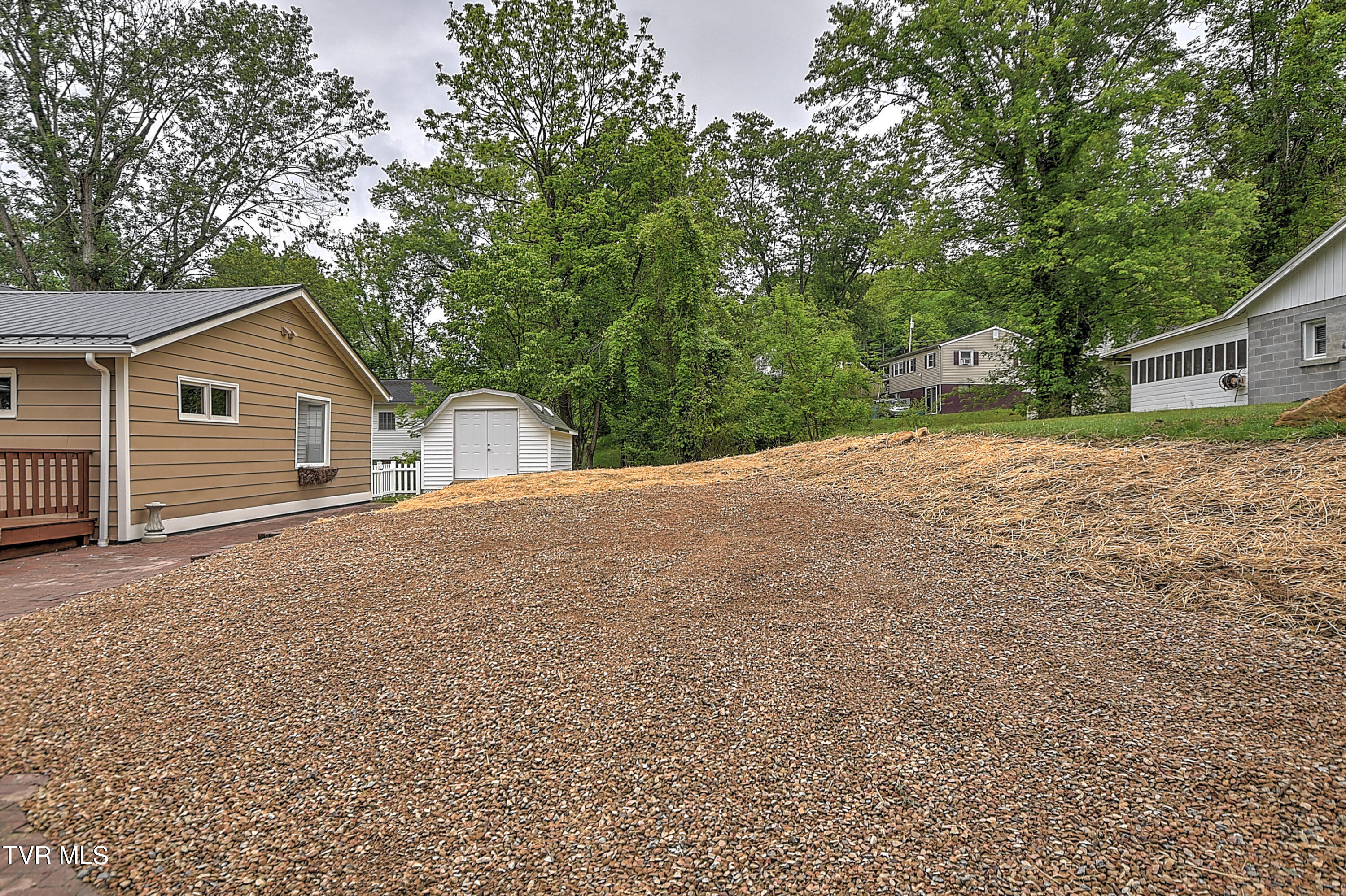 2820 Broad Street Bristol, TN 37620 - Photo 36 of 40 2820 Broad DM-36