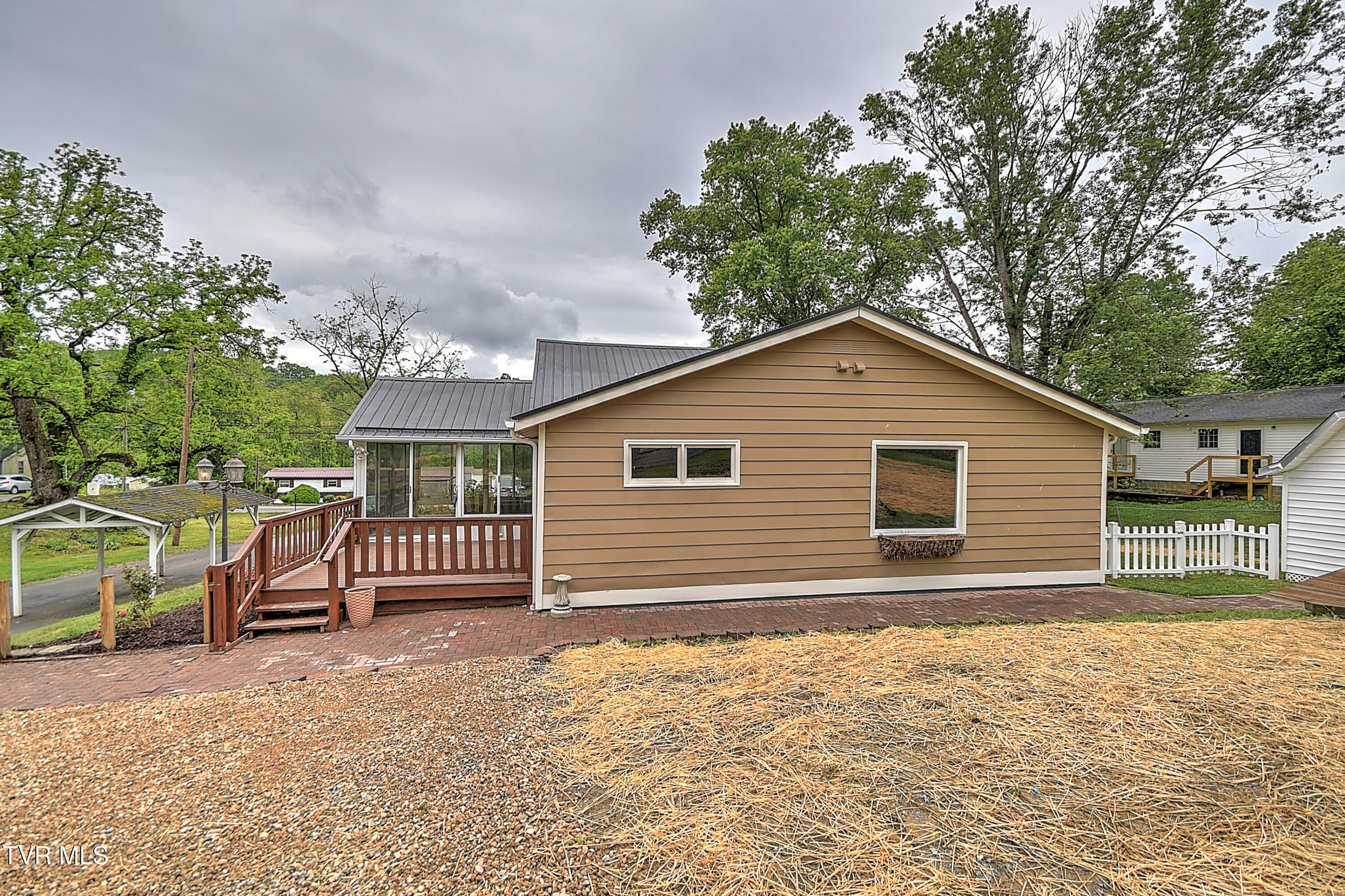 2820 Broad Street Bristol, TN 37620 - Photo 38 of 40 2820 Broad DM-38