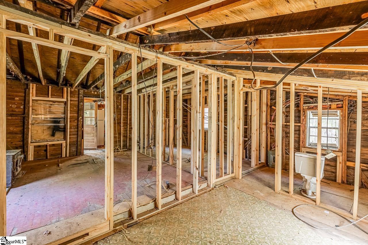 208 Gin Shoals Road Six Mile, SC 29682 - Photo 17 of 28 Gallery Image 17