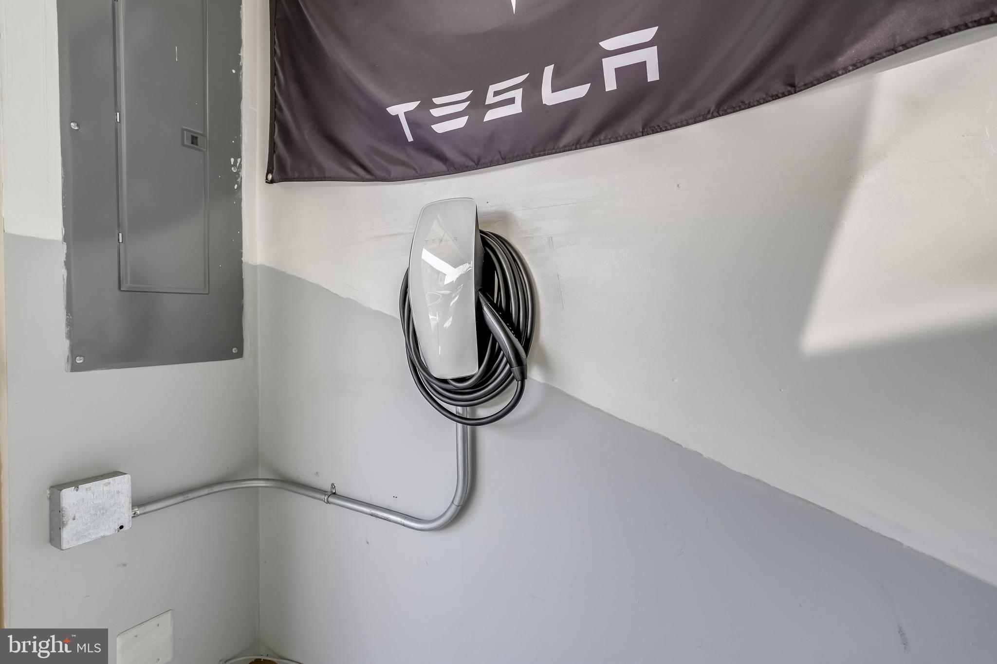 18101 Red Cedar Road Dumfries, VA 22026 - Photo 3 of 49 TESLA HOME CHARGER IN 2 CAR GARAGE