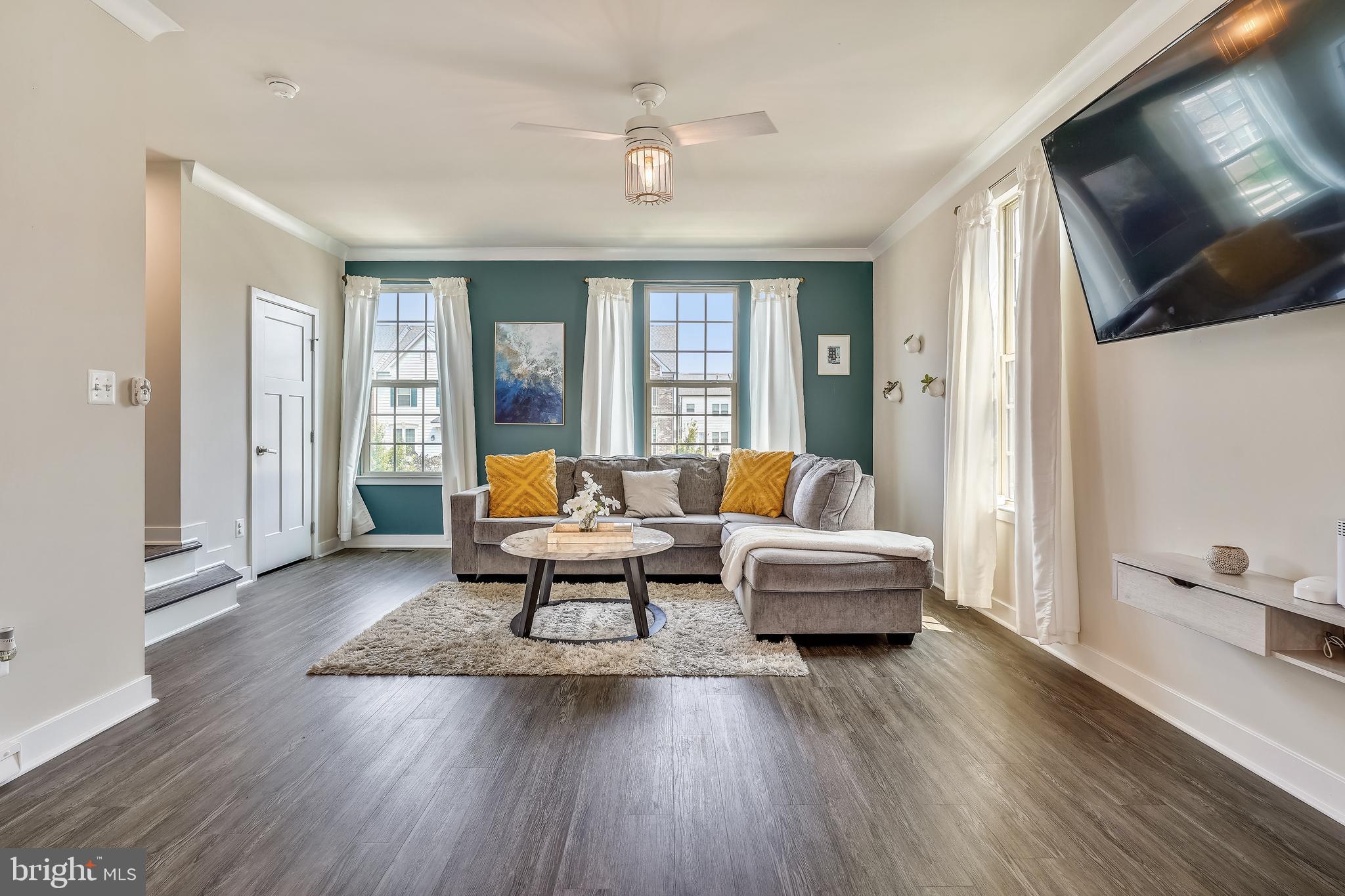 18101 Red Cedar Road Dumfries, VA 22026 - Photo 47 of 49 GREAT OPEN FLOOR PLAN, WOOD FLOOR