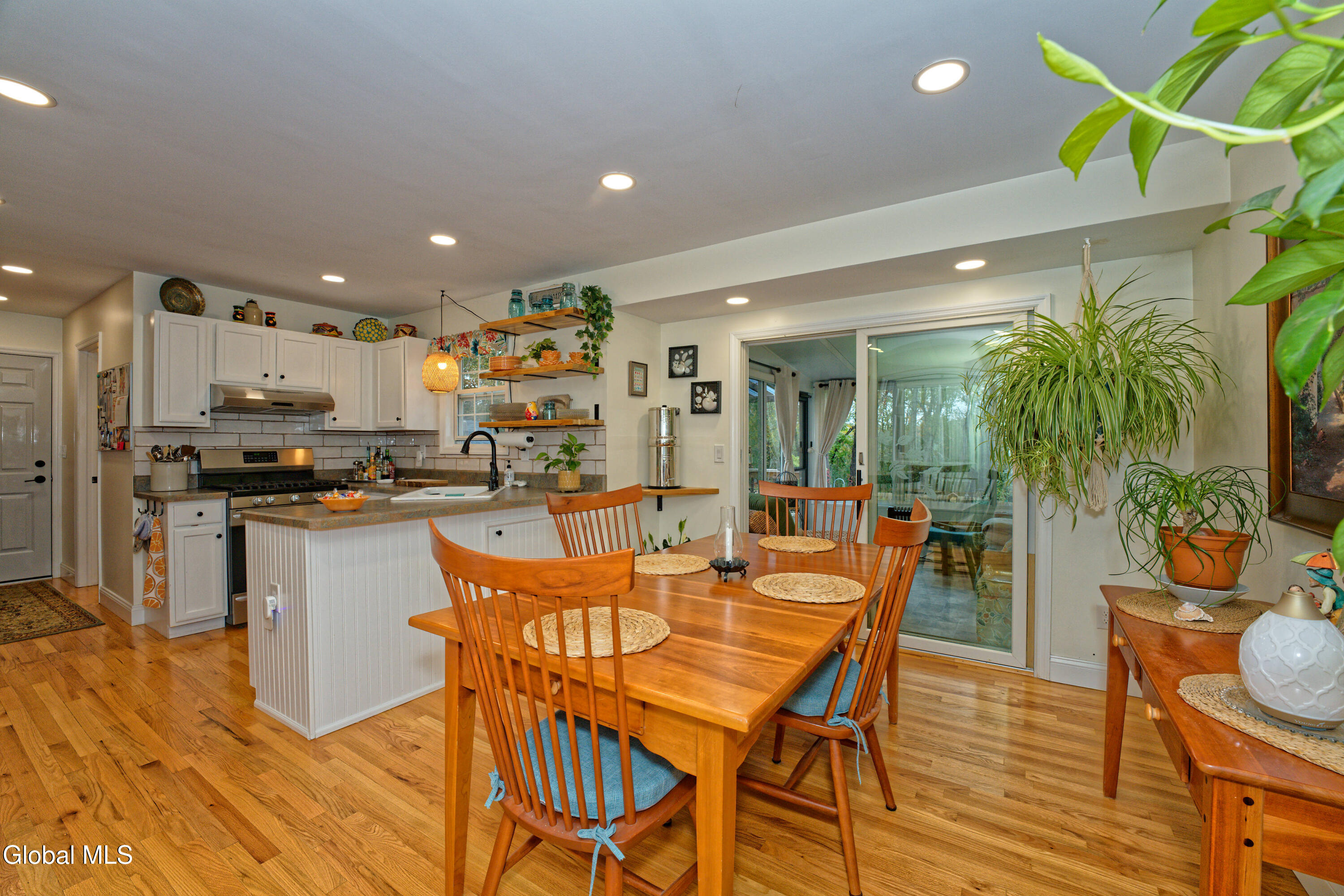 242 Brandle Road Altamont, NY 12009 - Photo 12 of 54 2 Kitchen 6