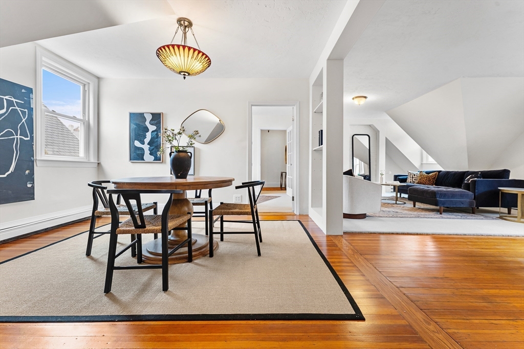 49 Paul Gore Street, Unit 3 Boston, MA 02130 - Photo 3 of 31