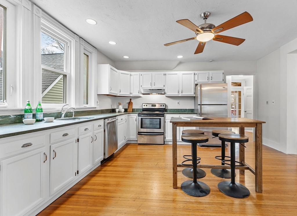 49 Paul Gore Street, Unit 3 Boston, MA 02130 - Photo 7 of 31