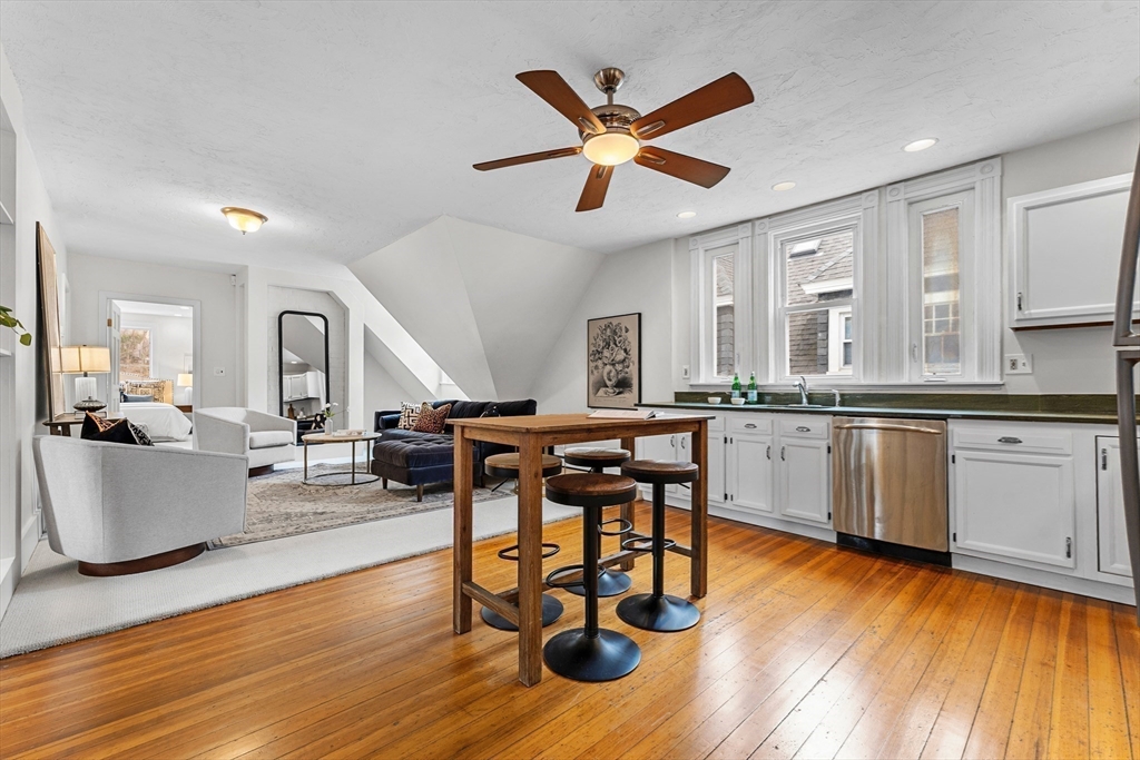 49 Paul Gore Street, Unit 3 Boston, MA 02130 - Photo 9 of 31