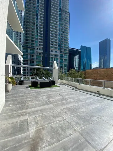 $4,300 | 1100 South Miami Avenue, Unit 301, Miami, FL 33130