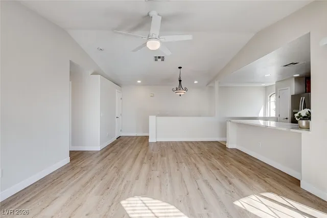 $1,750 | 7320 Camrose Ridge Place, Unit 204, Las Vegas, NV 89149