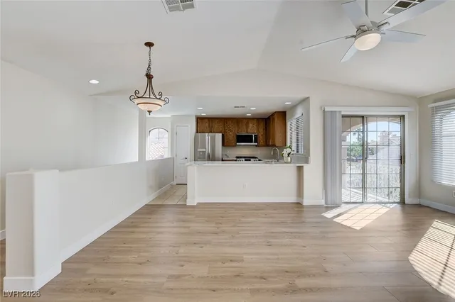 $1,750 | 7320 Camrose Ridge Place, Unit 204, Las Vegas, NV 89149