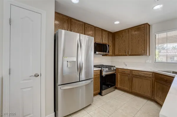 $1,750 | 7320 Camrose Ridge Place, Unit 204, Las Vegas, NV 89149
