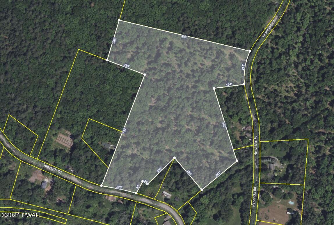 983 Towpath Road Hawley, PA 18428 - Photo 2 of 3