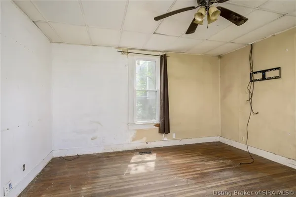 $130,000 | 2319 Alta Avenue, New Albany, IN 47150