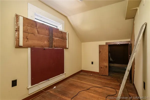 $130,000 | 2319 Alta Avenue, New Albany, IN 47150
