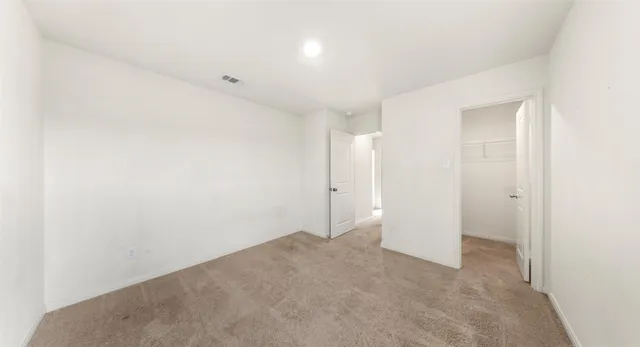 $1,900 | 18524 Speculator Lane, Elgin, TX 78621