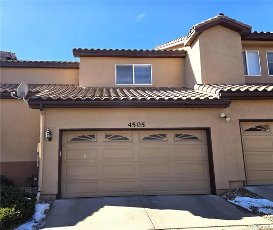 $398,500 | 4505 South Auckland Court, Aurora, CO 80015