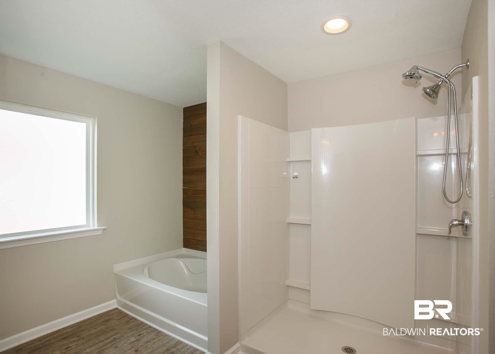 6882 Crimson Ridge Street Gulf Shores, AL 36542 - Photo 23 of 50 Primary Bathroom
